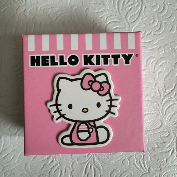 Hello kitty Silver Plated Hello Kitty Necklace - Picture 2 of 2